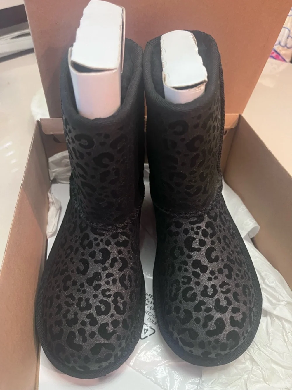 UGG Kids Classic II Glitter Leopard Black Boots - Picture 2 of 5